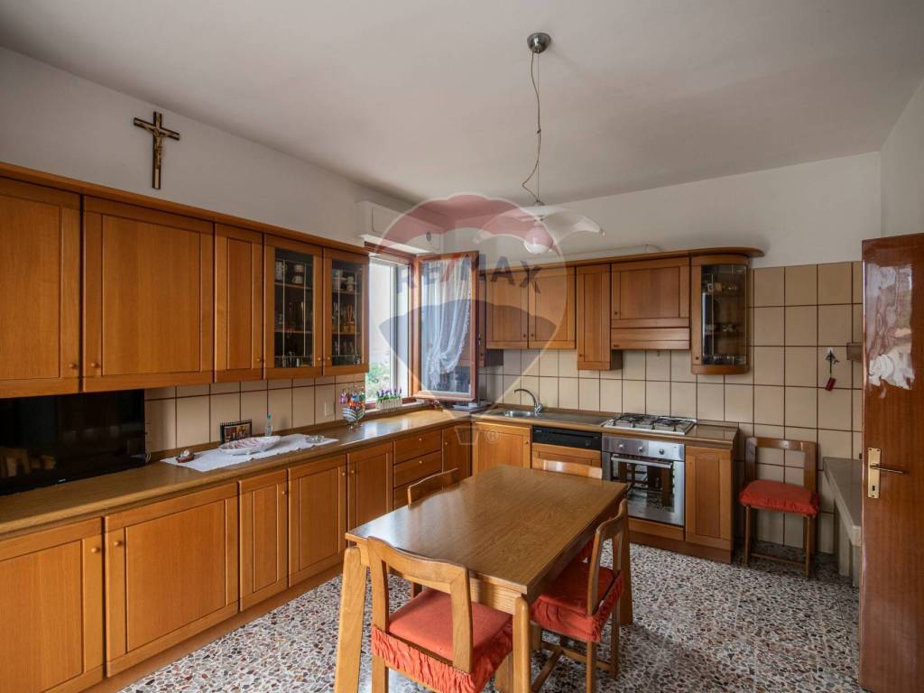 appartamento in vendita ad Ostra Vetere