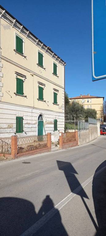 intera palazzina in vendita ad Ostra Vetere