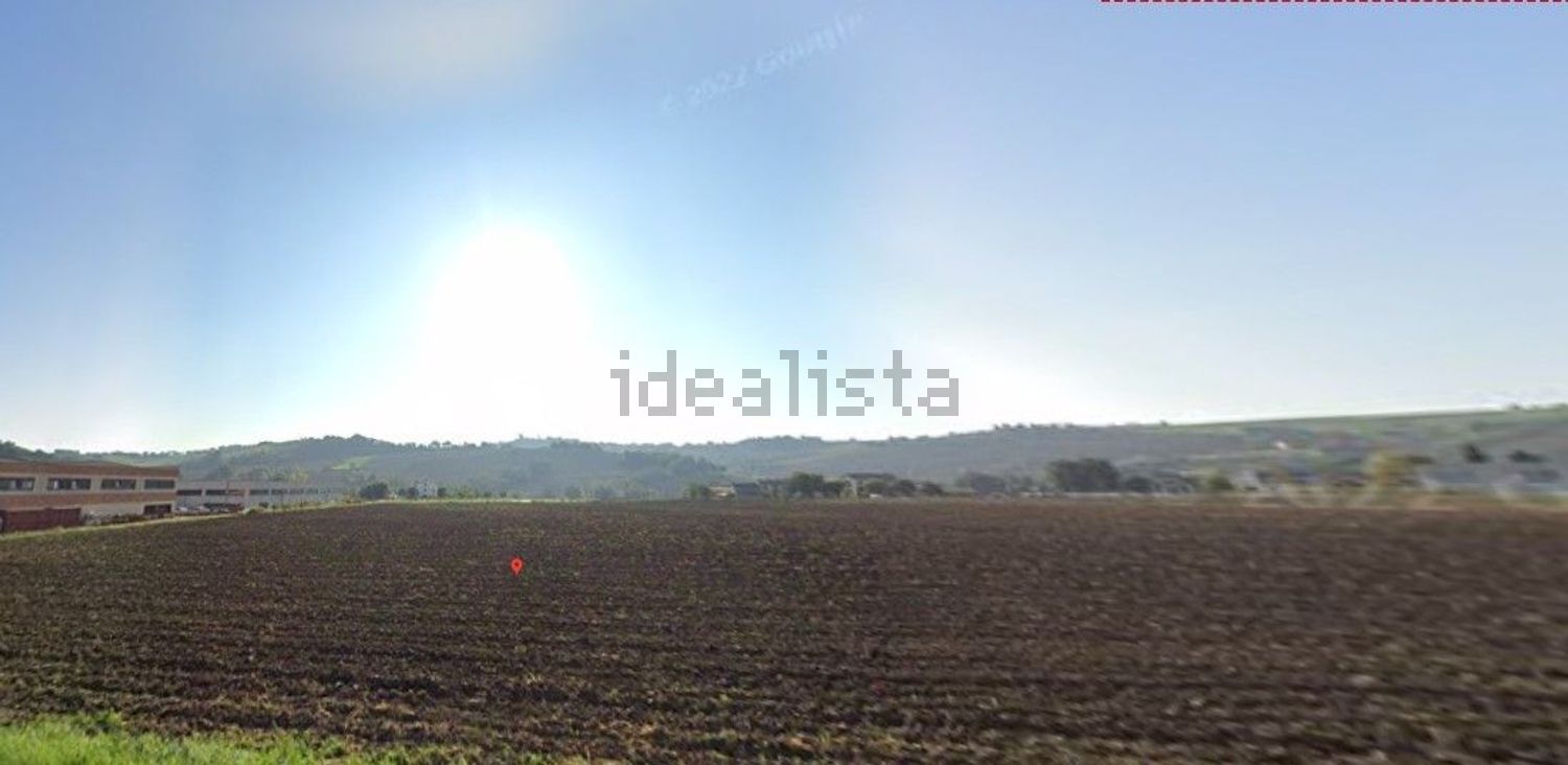 terreno edificabile in vendita ad Ostra Vetere