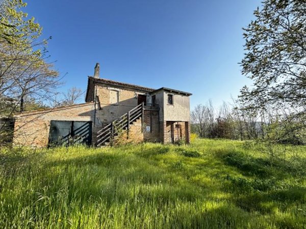 casa indipendente in vendita ad Ostra Vetere