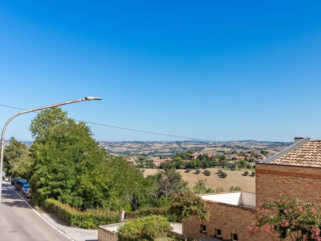 appartamento in vendita ad Ostra Vetere