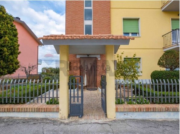 appartamento in vendita ad Ostra Vetere