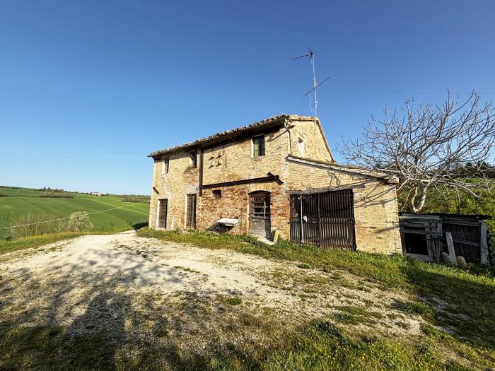 casa indipendente in vendita ad Ostra Vetere