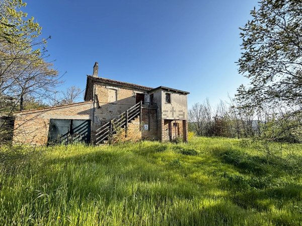 casa indipendente in vendita ad Ostra Vetere