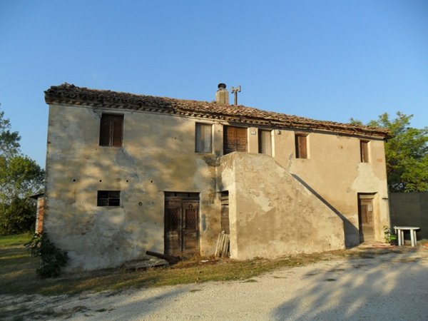 casa indipendente in vendita ad Ostra Vetere