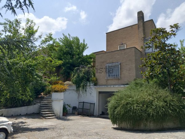 casa indipendente in vendita ad Ostra Vetere