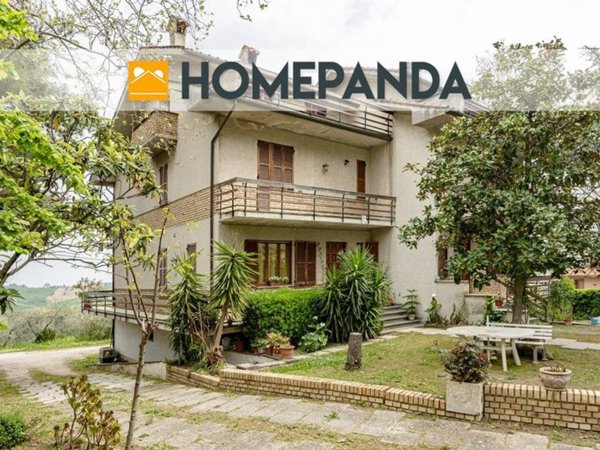 casa indipendente in vendita ad Ostra Vetere