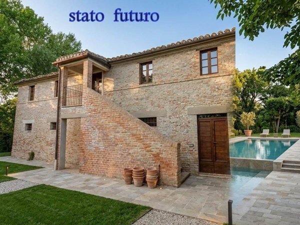 casa indipendente in vendita ad Ostra Vetere