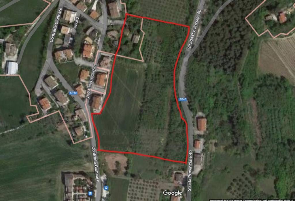 terreno edificabile in vendita a Poggio San Marcello