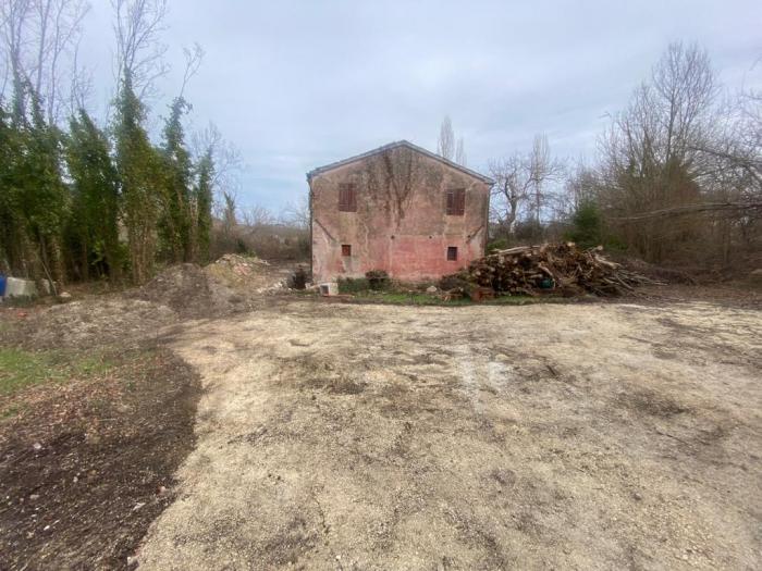 casa indipendente in vendita a Poggio San Marcello