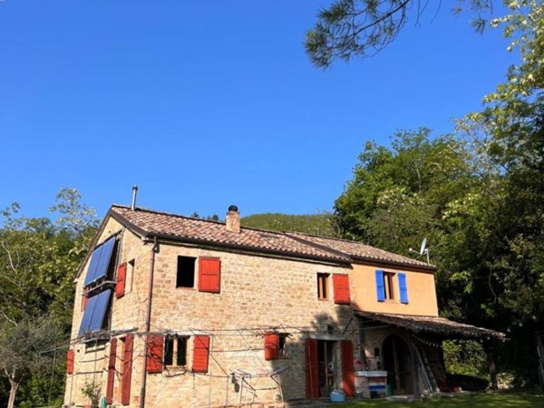 casa indipendente in vendita a Poggio San Marcello
