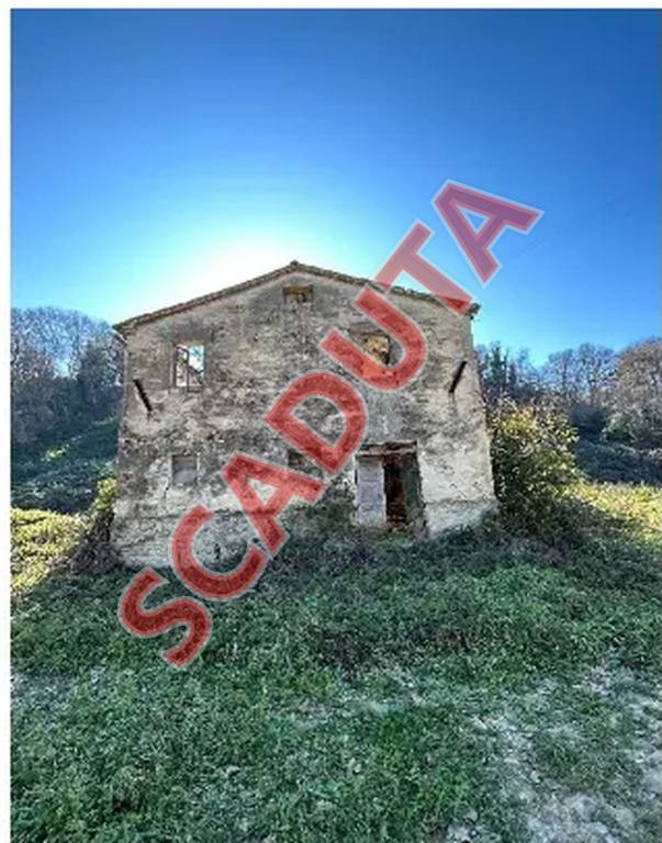 casa indipendente in vendita a Poggio San Marcello