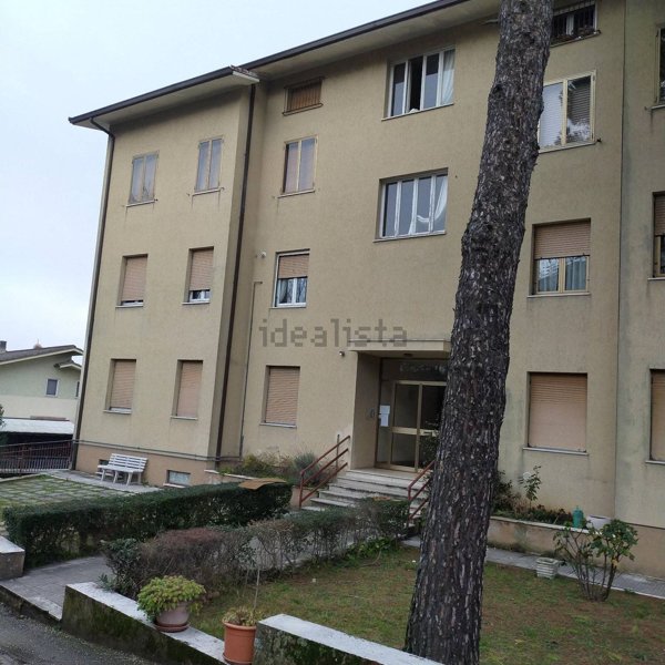 appartamento in vendita a Poggio San Marcello in zona Gioncare