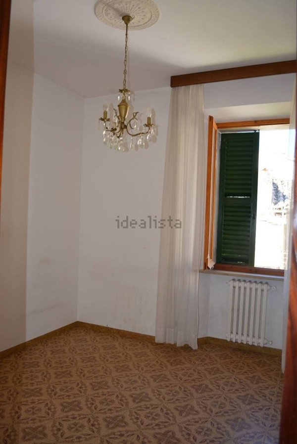 appartamento in vendita a Poggio San Marcello in zona Gioncare