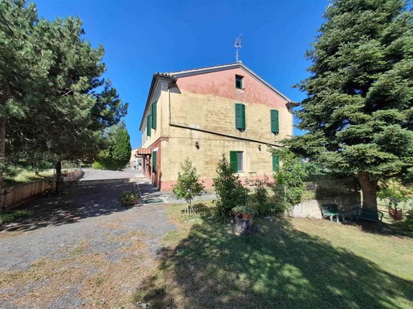 casa indipendente in vendita a Poggio San Marcello