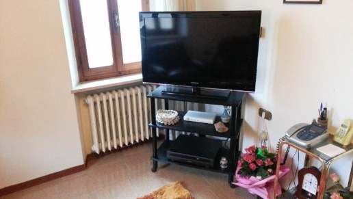 appartamento in vendita a Poggio San Marcello in zona Gioncare