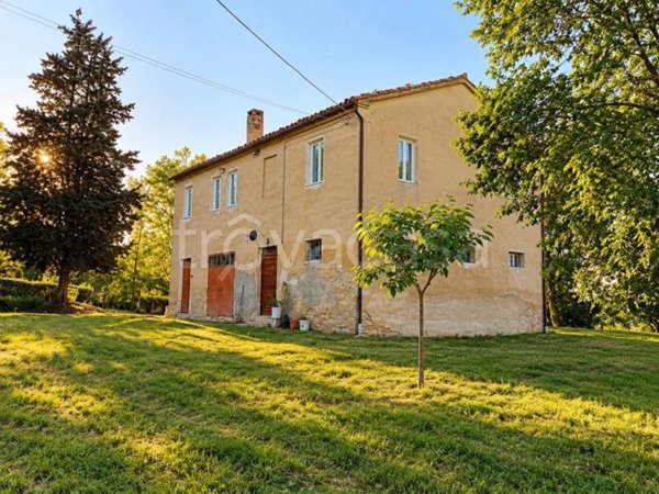 terreno agricolo in vendita a Poggio San Marcello