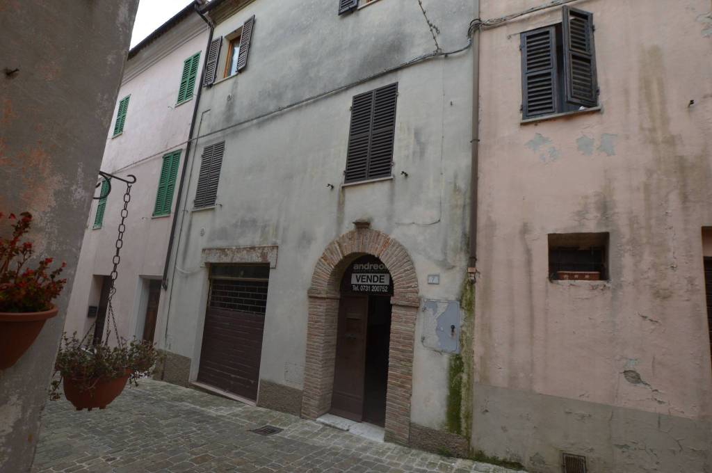appartamento in vendita a Poggio San Marcello