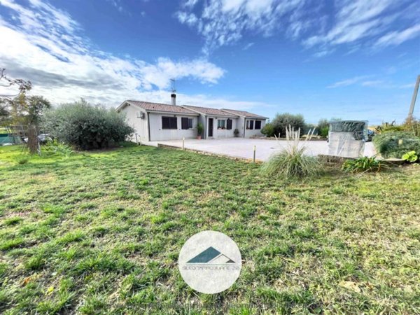 casa indipendente in vendita a Polverigi