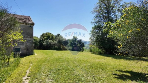 casa indipendente in vendita a Polverigi in zona Rustico