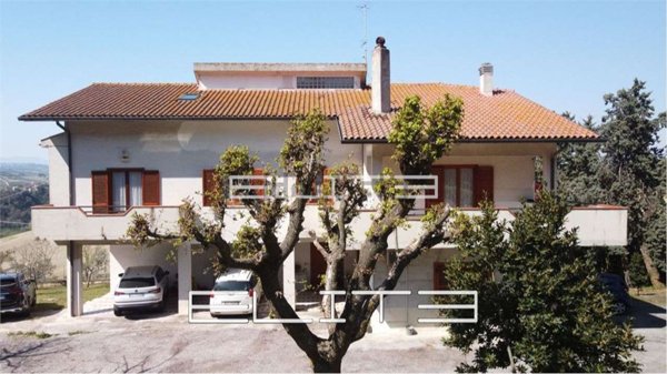 casa indipendente in vendita a Polverigi