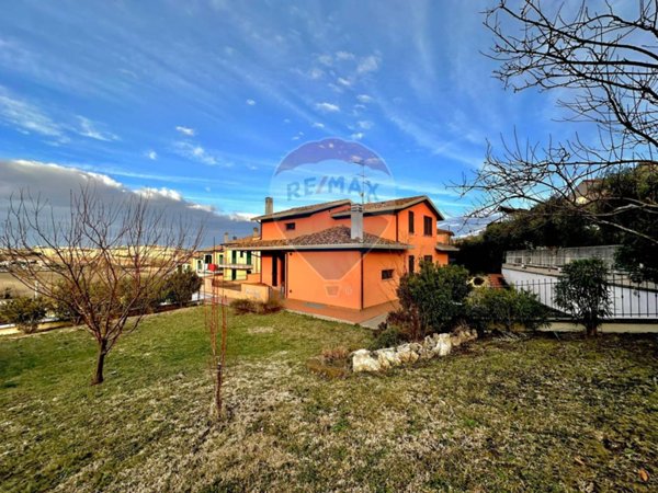 casa indipendente in vendita a Polverigi