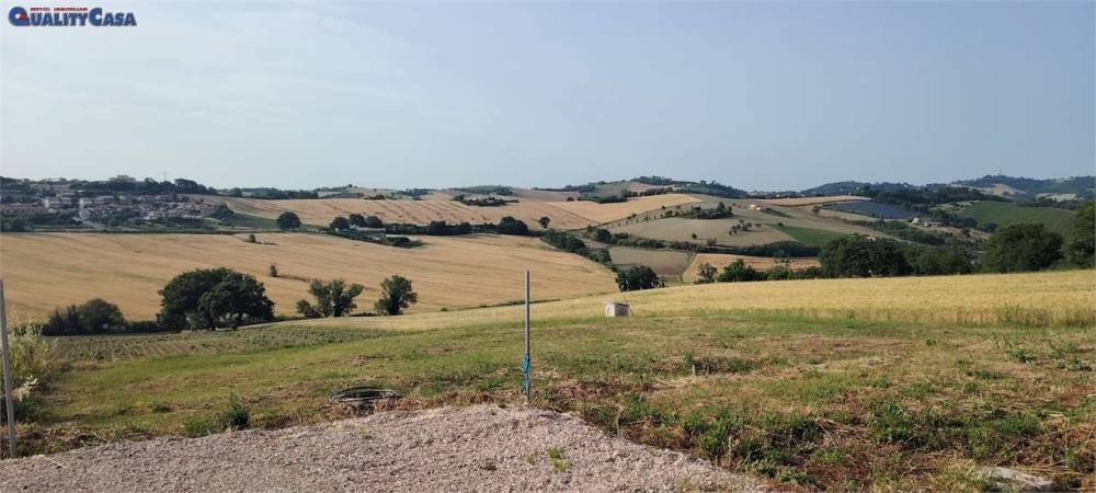 terreno edificabile in vendita a Polverigi