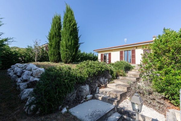 casa indipendente in vendita a Polverigi
