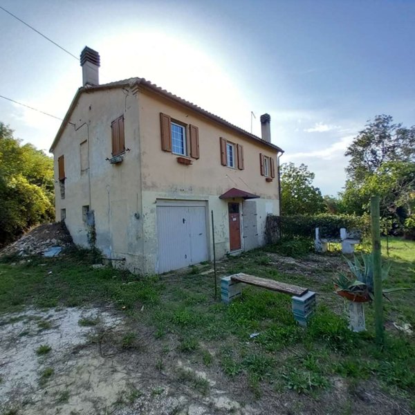 casa indipendente in vendita a Polverigi in zona Rustico