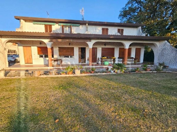 casa indipendente in vendita a Polverigi