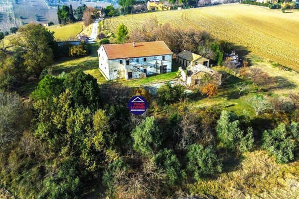 casa indipendente in vendita a Polverigi in zona Rustico