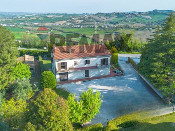 appartamento in vendita a Polverigi in zona Rustico