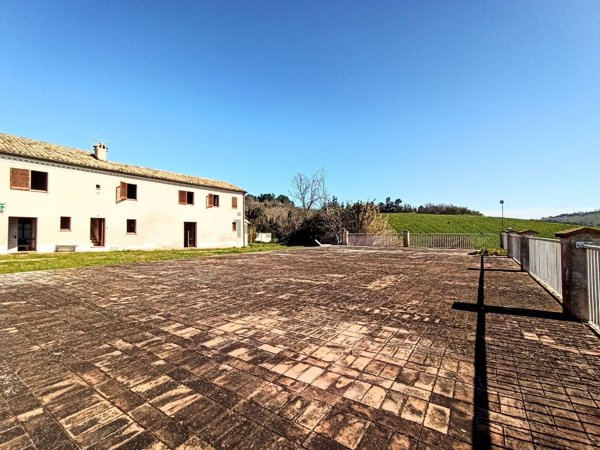casa indipendente in vendita a Polverigi
