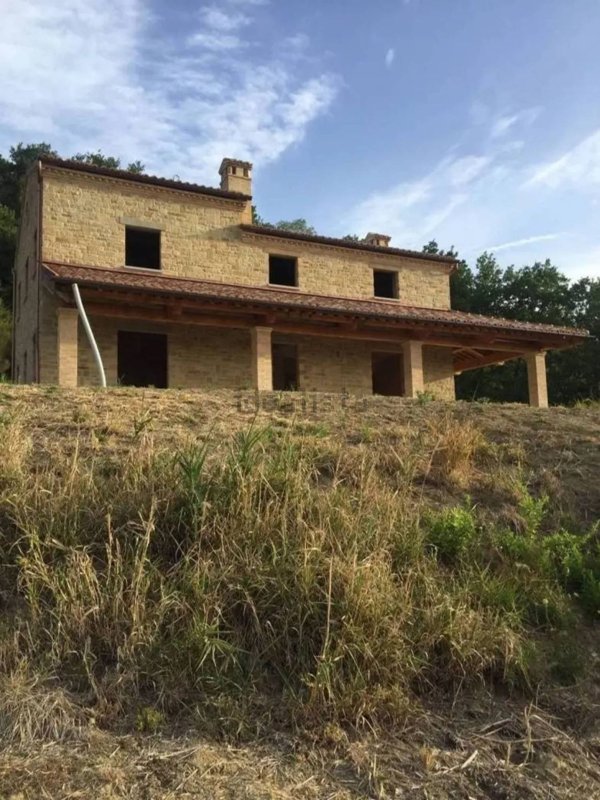 appartamento in vendita a Rosora