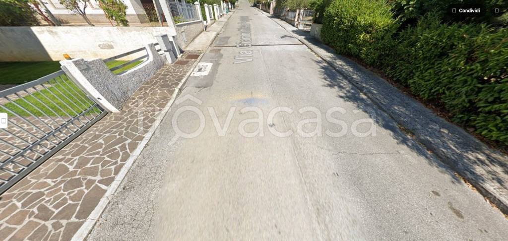 appartamento in vendita a Rosora in zona Angeli