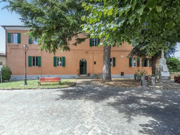 intera palazzina in vendita a Rosora
