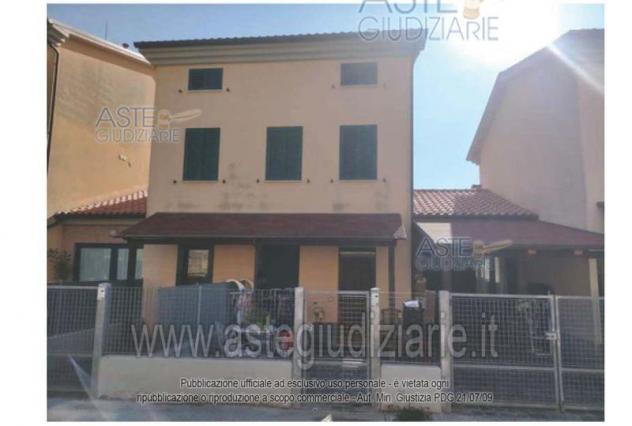 appartamento in vendita a Rosora