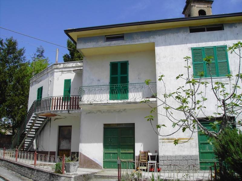 casa indipendente in vendita a Rosora