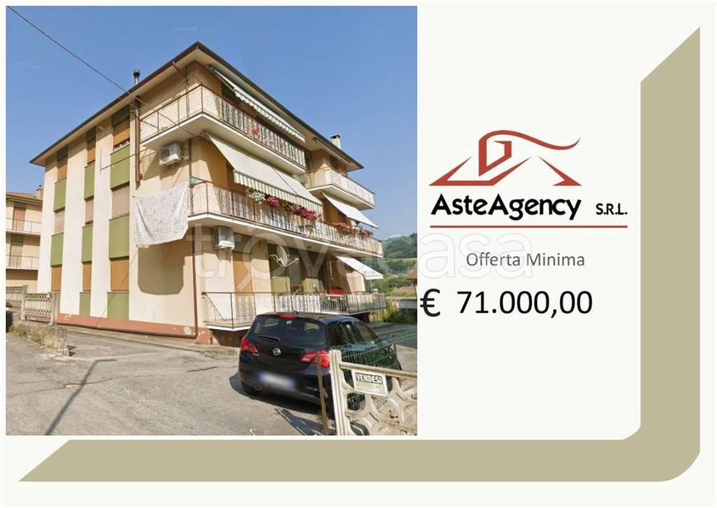 appartamento in vendita a Rosora in zona Angeli