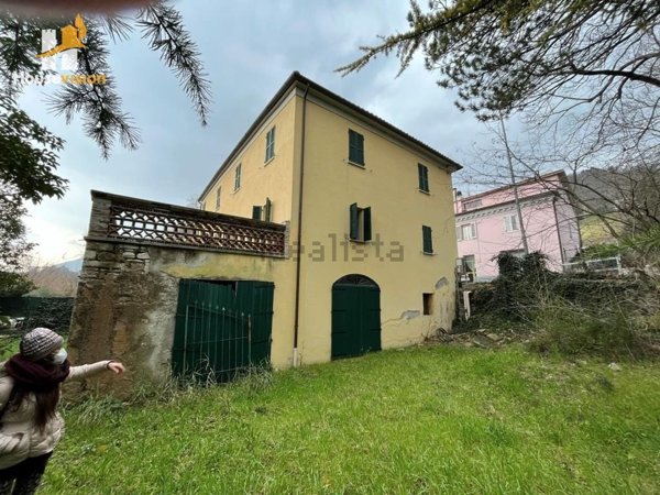 appartamento in vendita a Rosora in zona Angeli