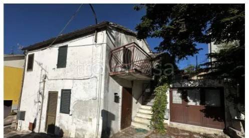 appartamento in vendita a Rosora in zona Angeli
