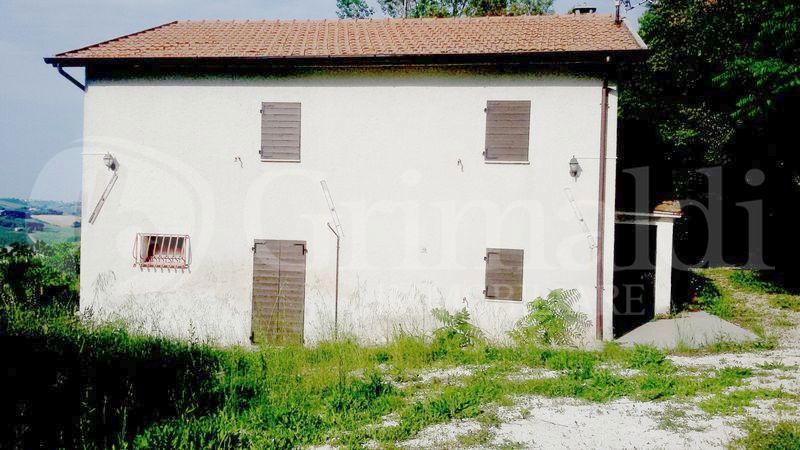 casa indipendente in vendita a San Marcello