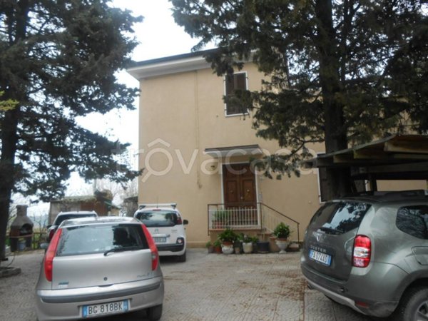 casa indipendente in vendita a San Marcello