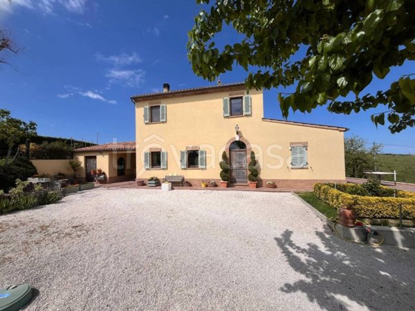 casa indipendente in vendita a San Marcello