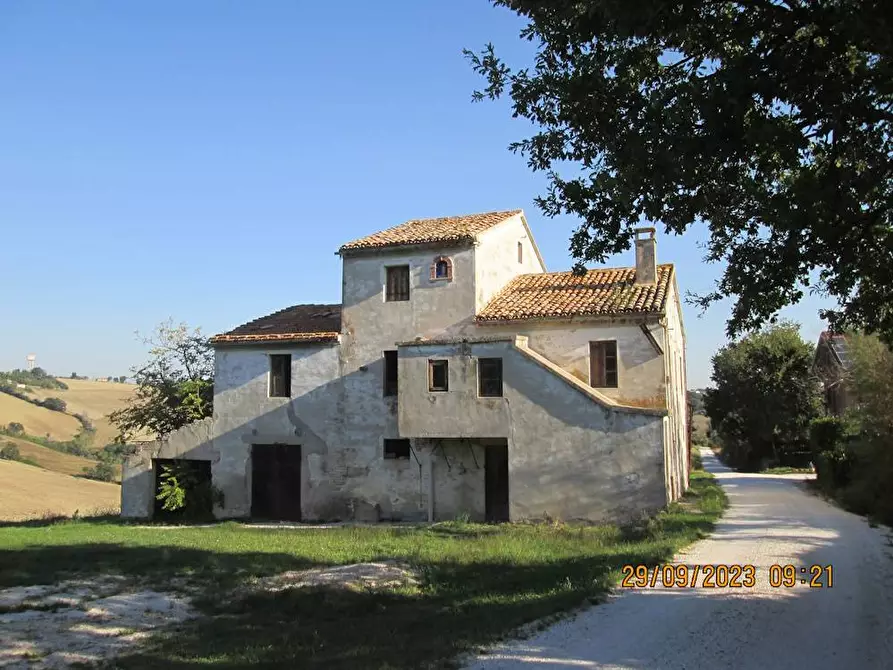 casa indipendente in vendita a San Marcello
