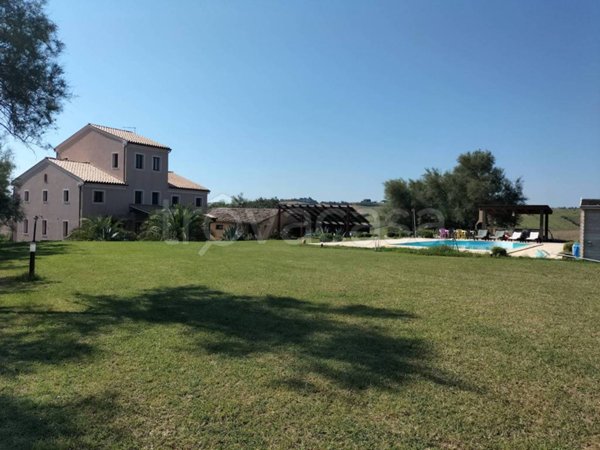 casa indipendente in vendita a San Marcello