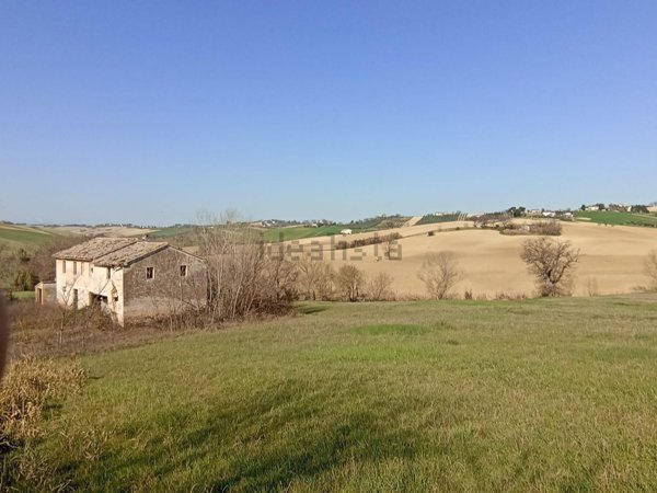 casa indipendente in vendita a San Marcello