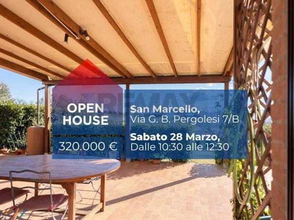 casa indipendente in vendita a San Marcello