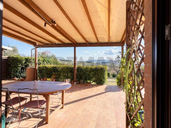 casa indipendente in vendita a San Marcello