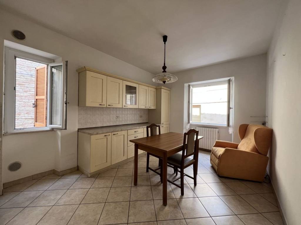 casa semindipendente in vendita a San Marcello